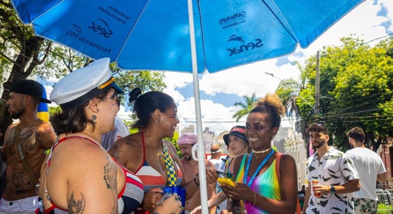 Carnaval: Cadastramento de ambulantes para o Carnaval 2024 começa nesta terça-feira (16) - Foto: Divulgação/Léo Lara